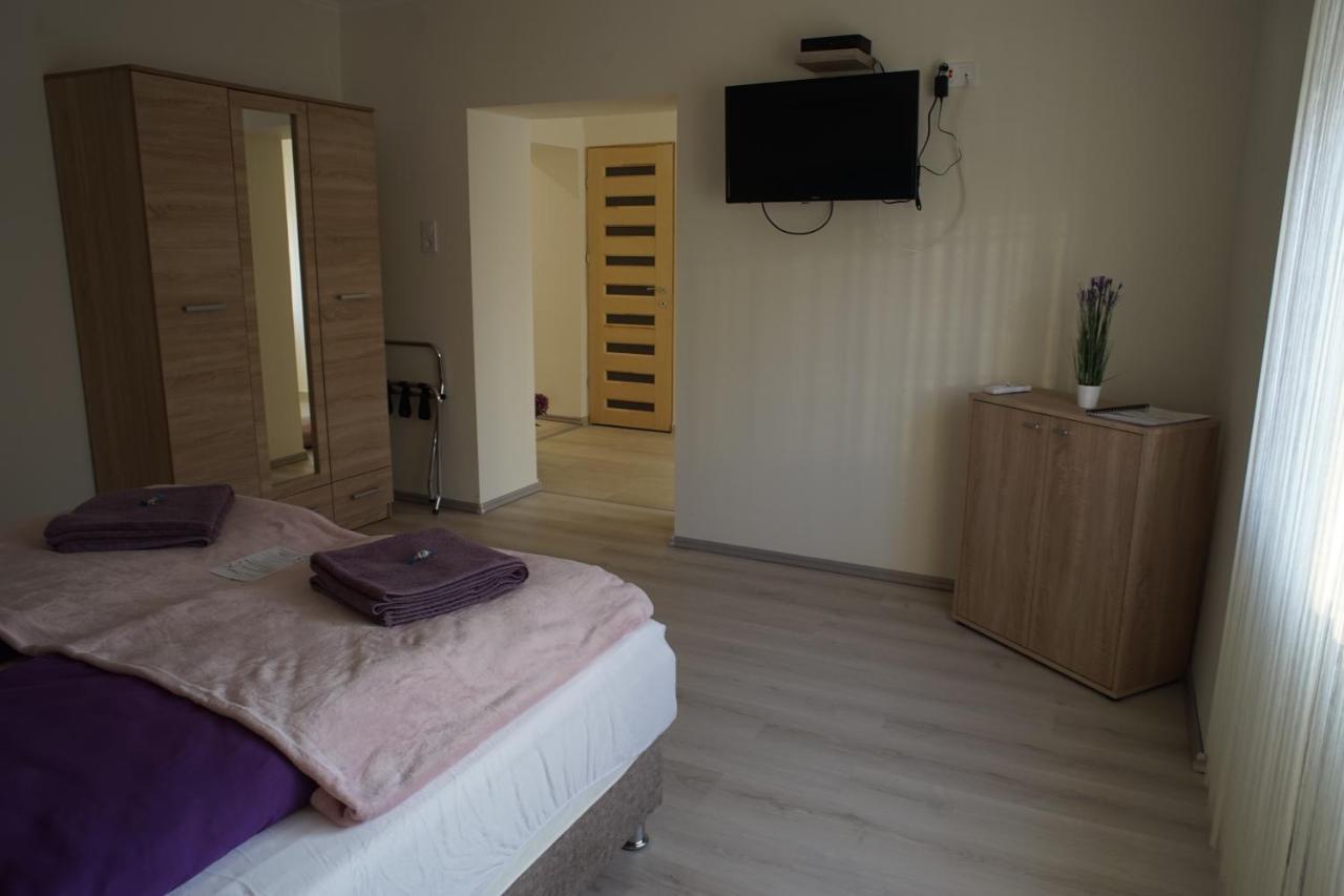 Csengo Vendeghaz Hotel กิชเกอเริช ภายนอก รูปภาพ